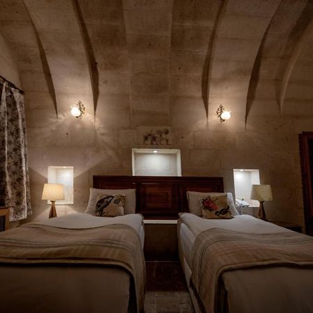 Sinasos Palace Cave Hotel อูร์กุบ ภายนอก รูปภาพ