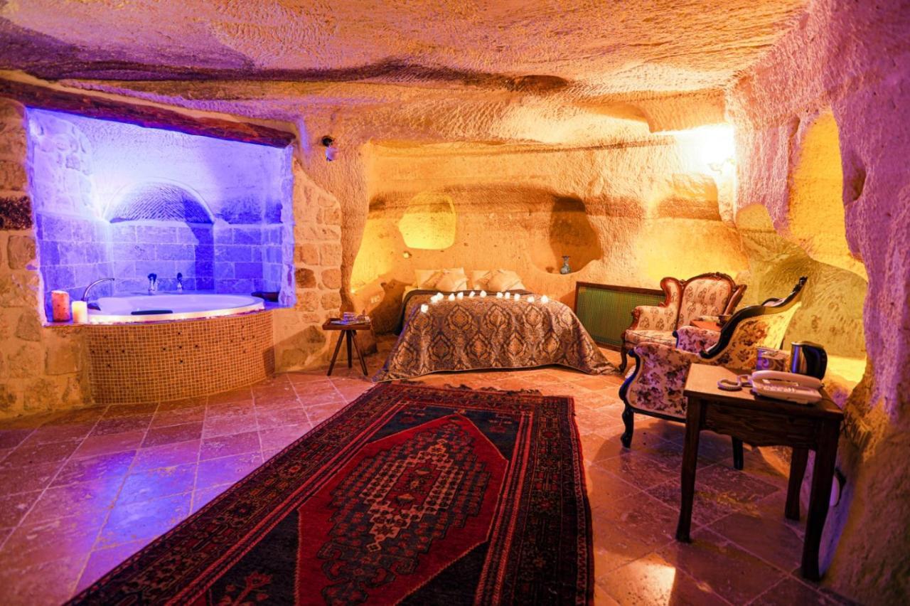 Sinasos Palace Cave Hotel อูร์กุบ ภายนอก รูปภาพ